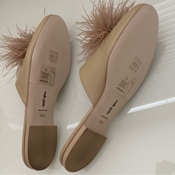 Cult Gaia Ray Neutral Tan Ostrich Feathers Miles Flats SZ 9.5/39.5 - Picture 4 of 15